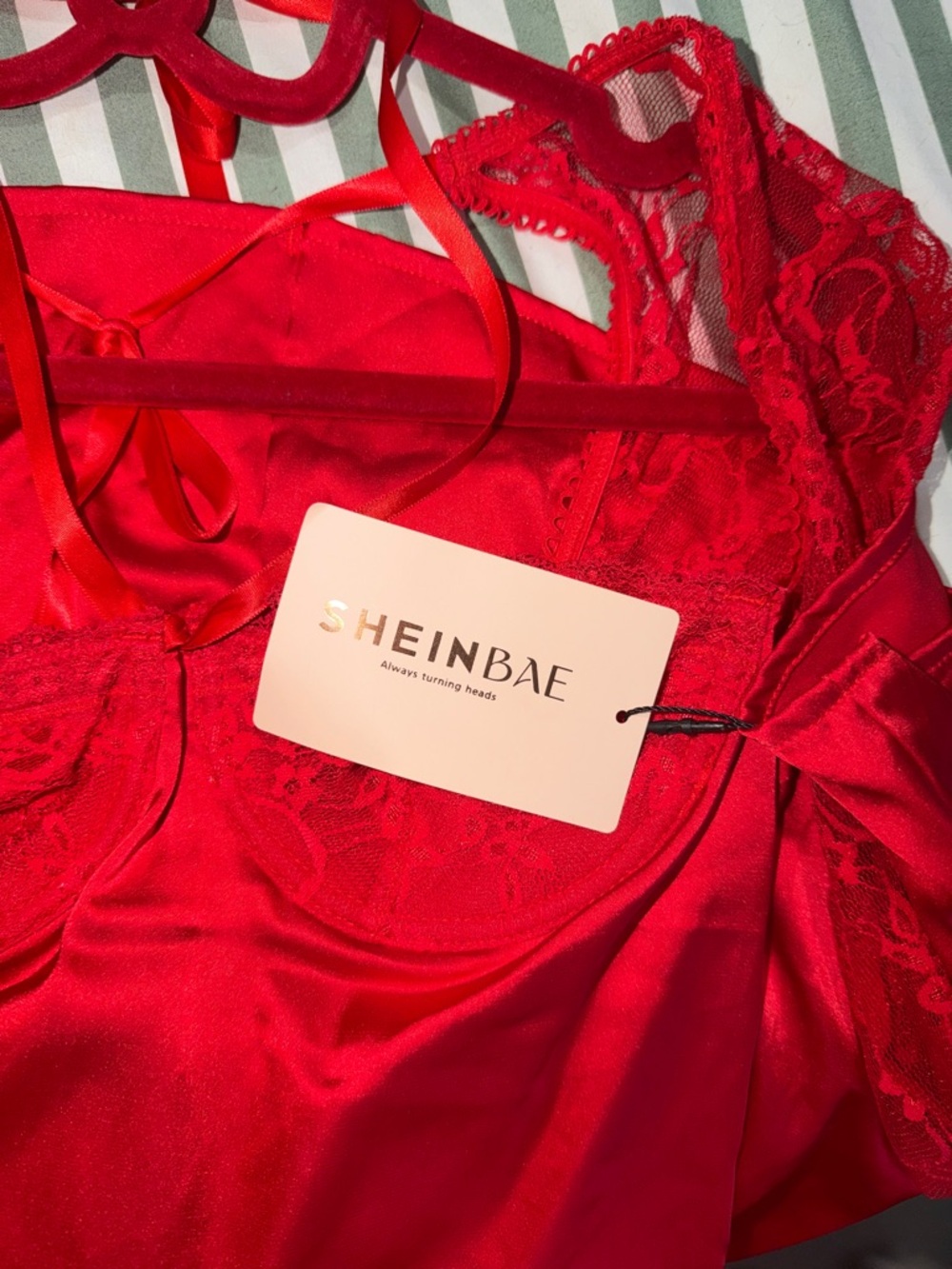 SHEIN Red Lace-Sleeve Sweetheart Mini Dress - Picture 5 of 7